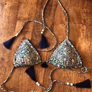 Victoria’s Secret bikini top